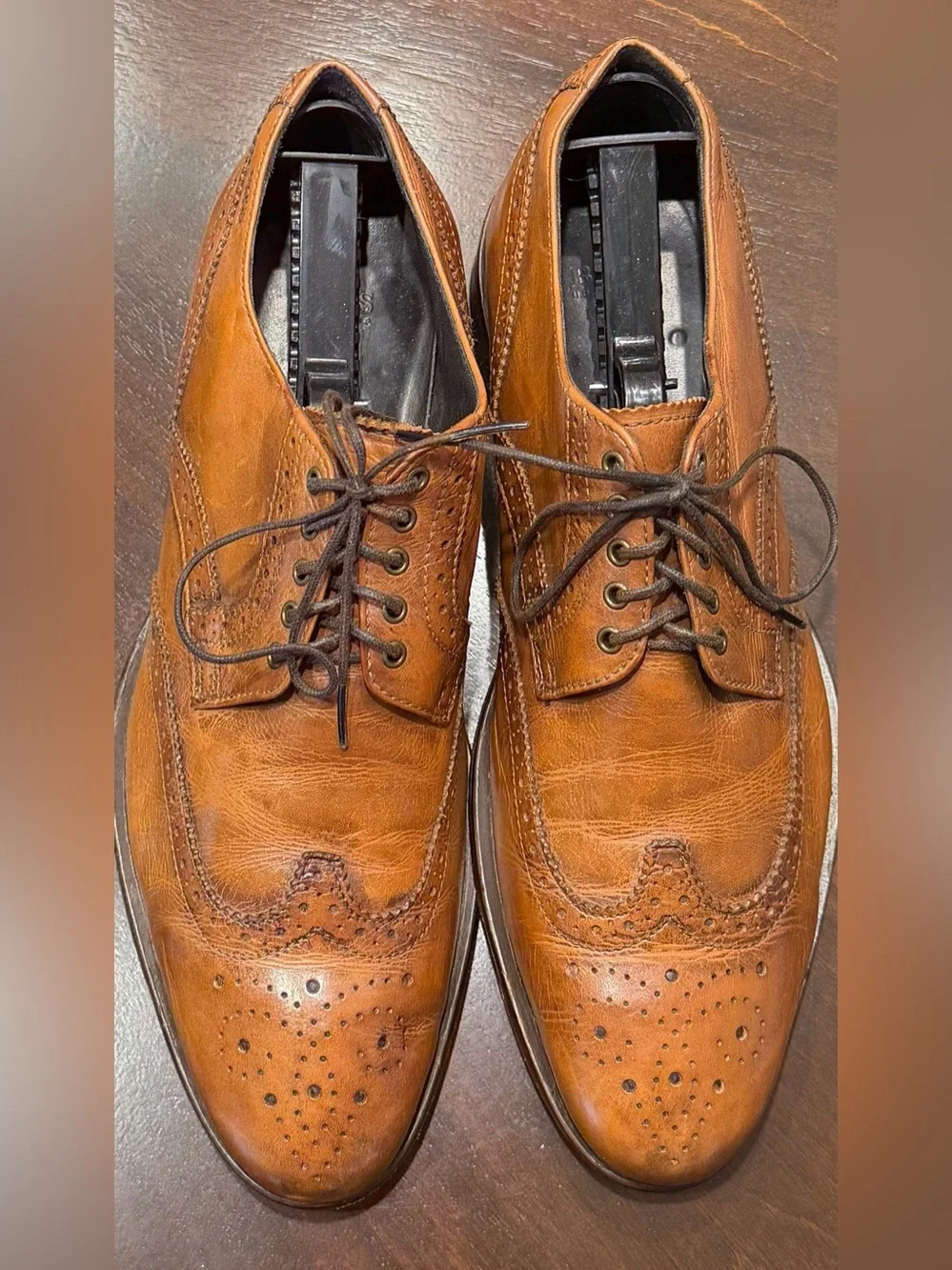 Boss Men's Tan Leather Wingtip Oxfords - Classic Brogue Dress Shoes size 9